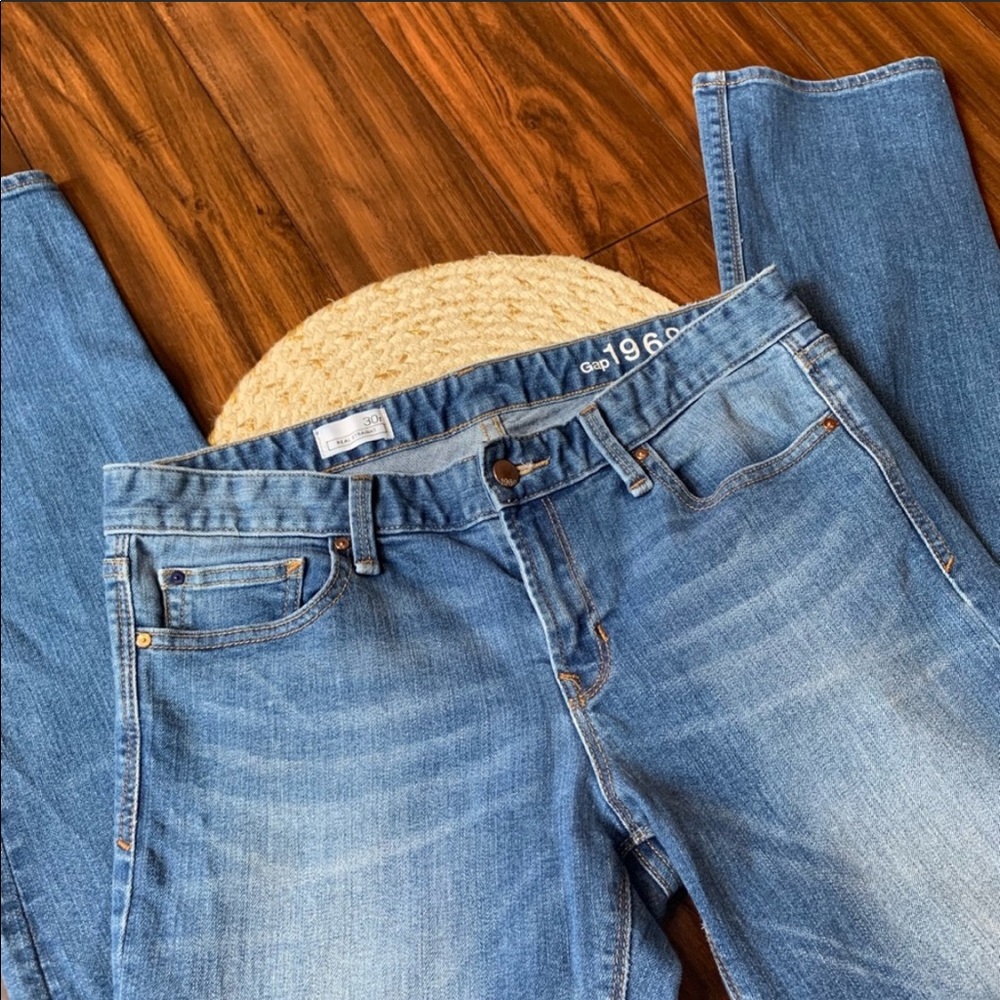 GAP Real Straight 30R Light wash Jeans